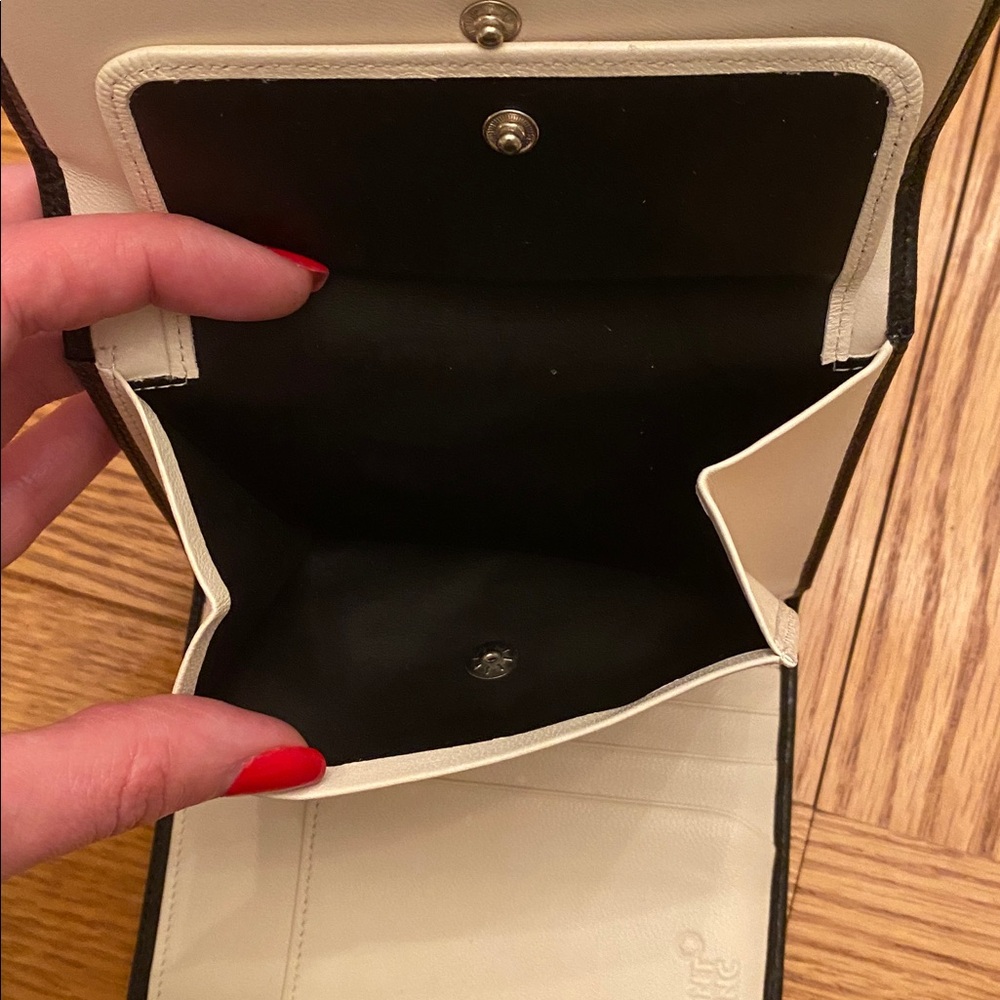 Mont Blanc Black wallet. - Picture 6 of 9